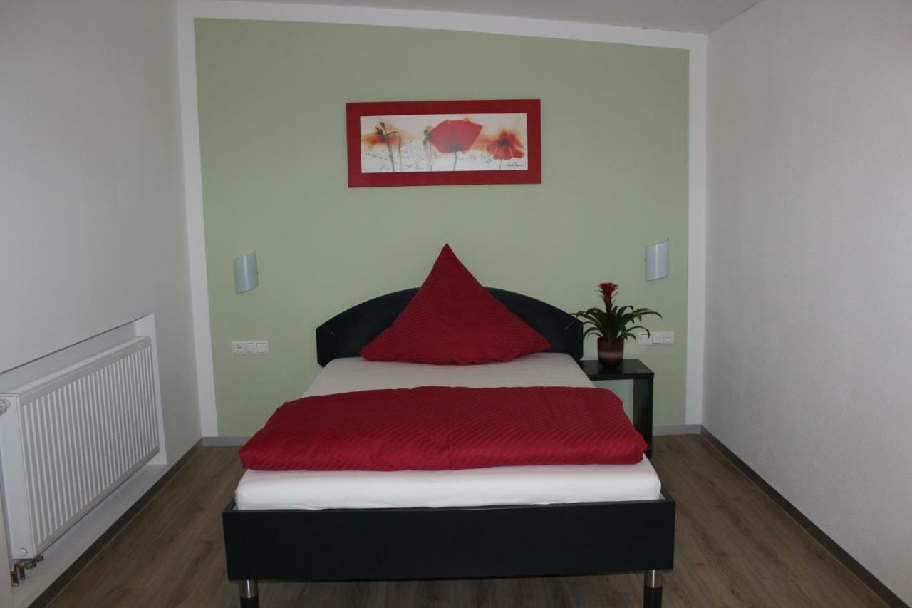 Helmers Gaestehaus Gempfing Extérieur photo
